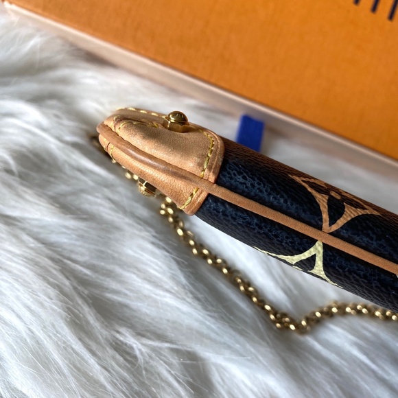 Louis Vuitton Pochette Milla MM - Monogram Multicolor Black M60097 - Picture 11 of 16